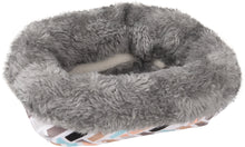 Load image into Gallery viewer, Flamingo Small Animal Basket Clavio