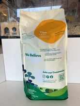 Load image into Gallery viewer, Rabbit Hole Hay - Soft Orchard Grass Hay 24oz