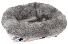 Load image into Gallery viewer, Flamingo Small Animal Basket Clavio