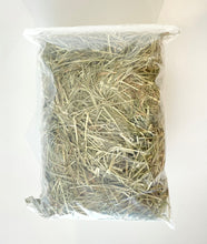 Load image into Gallery viewer, Small Foot First Cut Timothy Hay 800g
